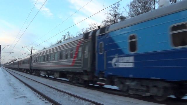 Электровоз ЭП20-026 с фирменным поездом Сочи №102 Москва - Адлер
