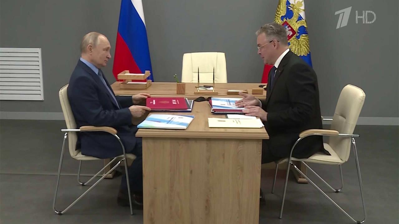 Владимир Путин встретился с губернатором Ставропольского края Владимиром Владимировым