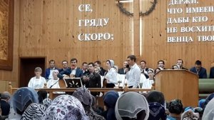 Пожелтел осенний сад...