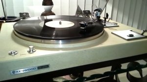 Kenwood kd-2055 turntable