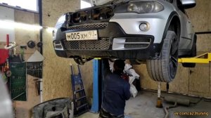 БМВ Х5 Е70 3.0 Дизель | Чип-Тюнинг BMW в Анапе от 8ооо руб. | Монтаж выхлопной системы БМВ таймлапс