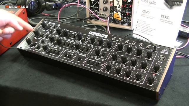 Behringer Pro-One - аналоговый синтезатор (Superbooth18)
