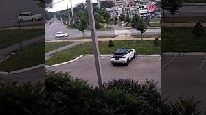 Столб нашел своего героя.