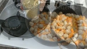 Макароны в сковороде/Ризони с фрикадельками/Pasta in a frying pan/Risoni with meatballs