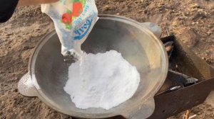 Обжиг чугунного казана на мангале