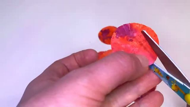 Аревик Аракелян, воспитатель Школы № 1539, «Открытка маме» смотреть онлайн