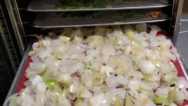 Как я сушу жареный лук и куда использую смотреть онлайн