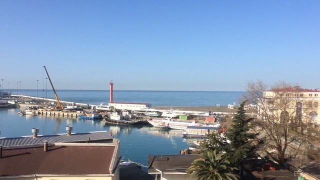 Морпорт Сочи с террасы АН Лидер 7.02.18 смотреть онлайн