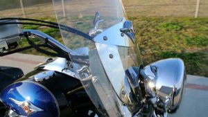 2010 Kawasaki Vulcan 2000 Classic LT: Overview and Review