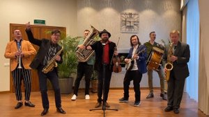 Добраночь - Ванька вожжи прихватил