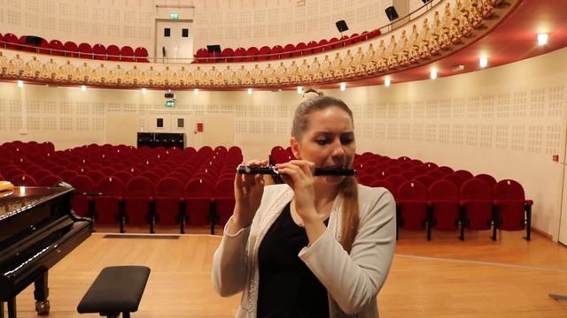 Dmitri Schostakowitsch, Sinfonie No. 8 C-moll op.65, IV. Largo, Piccolo solo, Hedvika Svendova смотреть онлайн