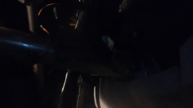 Replace temerature damper motor servo volvo s40 II and v50 with ECC left site смотреть онлайн