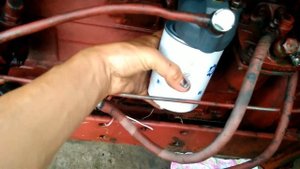 ЛТЗ-55А:установка фильтра тонкой очистки нового образца.