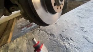 Обзор помощника для гаража -пневмогайковерт JTC 5001A