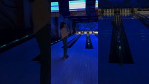 Игра в боулинг (Москва, ТЦ Клен) 🍁