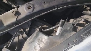 Nissan Sentra как поменять  лампочку габаритного огня и ближнего, и дальнего света фар.