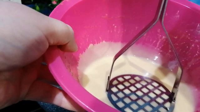 ЦЕЛАЯ ГОРА хрустяшек к чаю ? ВСЕ ингредиенты У ВАС уже есть! // Хворост к чаю // смотреть онлайн