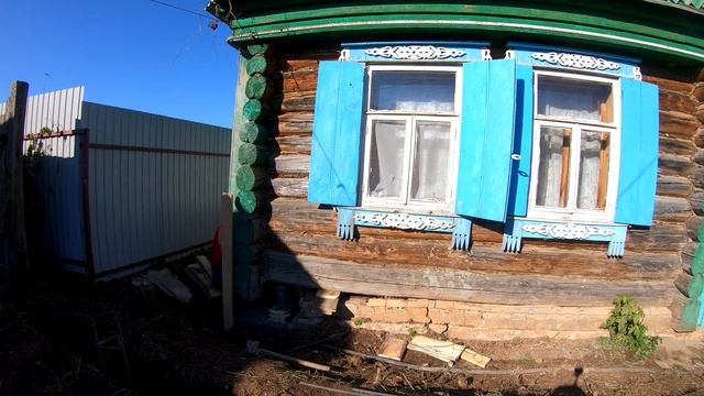 Ремонт фундамента старого деревянного дома . Отмостка