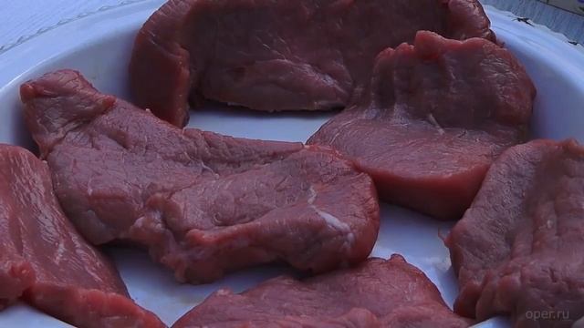 В цепких лапах 59 керамический гриль Big Green Egg смотреть онлайн