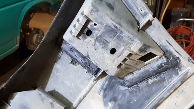 РЕМОНТ БАМПЕРА НА VOLKSWAGEN T4. смотреть онлайн