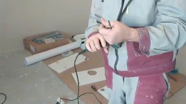 Установка вытяжки на кухне - устройства для очищения воздуха снято на видео смотреть онлайн