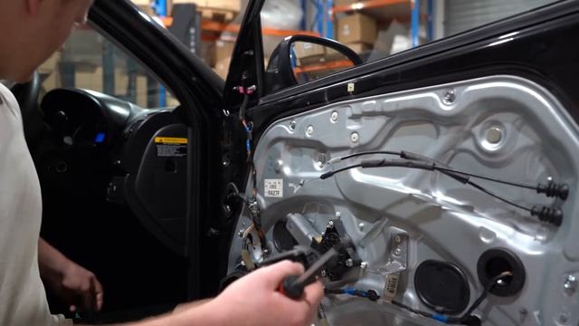 How to Replace Hyundai i30 Interior Door Handle Problem DIY 2007-2012 смотреть онлайн