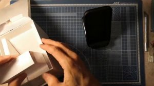 Распаковка и испытание беспроводной зарядки для смартфона Samsung
