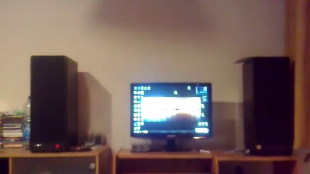 MicroLab Solo 7c playing Dan Black Symphonies смотреть онлайн