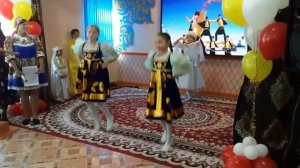 Танец дружбы народов