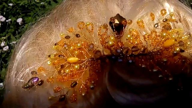 Украшение для волос в золотом цвете смотреть онлайн