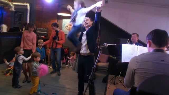 Проект "Я с мамой на концерт" представляет: «Olympic Brass» 09.04.16 смотреть онлайн