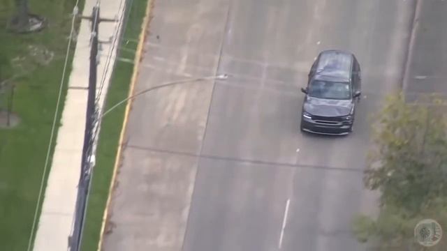 Угонщик до последнего пытался скрыться на Durango, неожиданнасть заставила его... смотреть онлайн