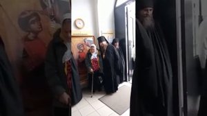 Поет архимандрит Георгий (Евдачев). Мещовский Свято-Георгиевский мужской монастырь.