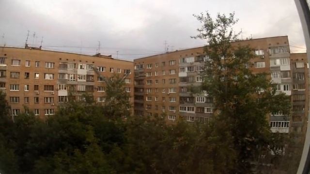 Нечто ползает по стенам домов в Самаре смотреть онлайн