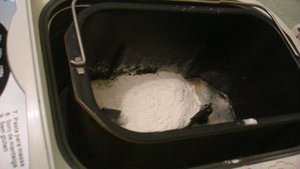 Пельмени (тесто в хлебопечке)