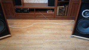 Pink Floyd (С винила на винтажной Японской акустике Victor JS-750)/