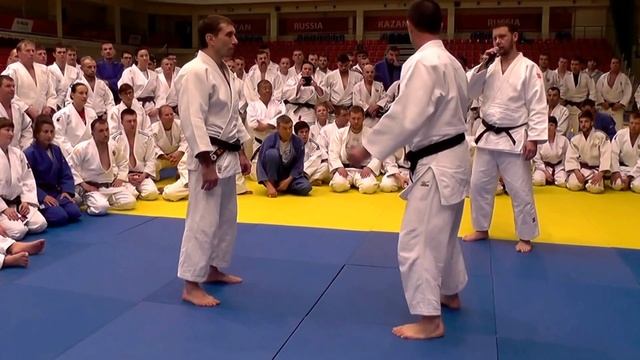 2. П. Ру (Франция). "Начальные, базовые элементы самостраховки." смотреть онлайн