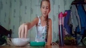 Лизун из пены для бритья и геля для душа ???
