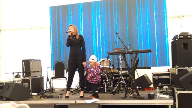 Виктория Черенцова - Севастополь наш (сл и муз.Андрей Вертузаев) смотреть онлайн