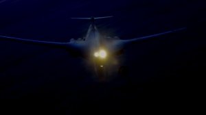 Ночная дозаправка ракетоносца Ту-160 в воздухе.mp4