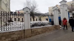 Москва. Прогулка по Ивановской горке. Часть 2. Улица Забелина. Сквер и памятник Осипу Мандельштаму