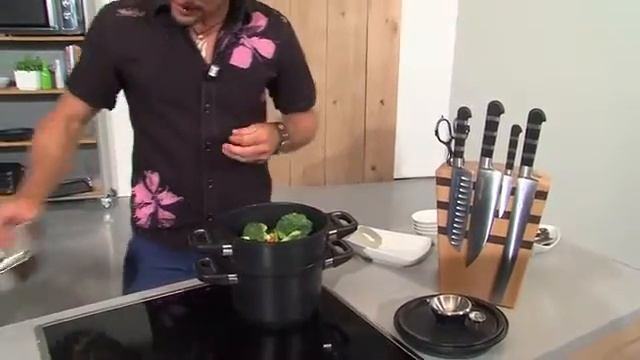 Kochen ohne Wasser mit AMT Gastroguss смотреть онлайн