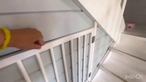 Защитная калитка на лестницу