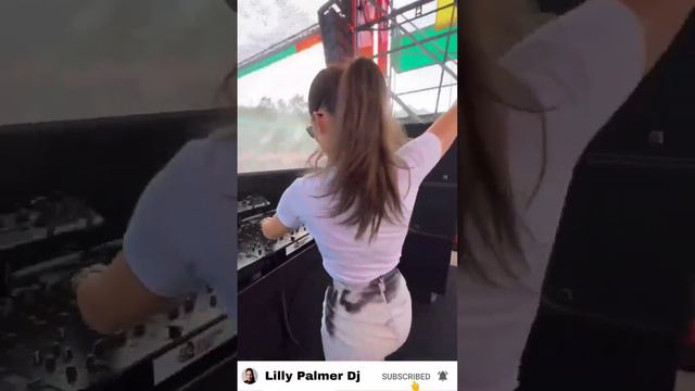 Lilly palmer dj song