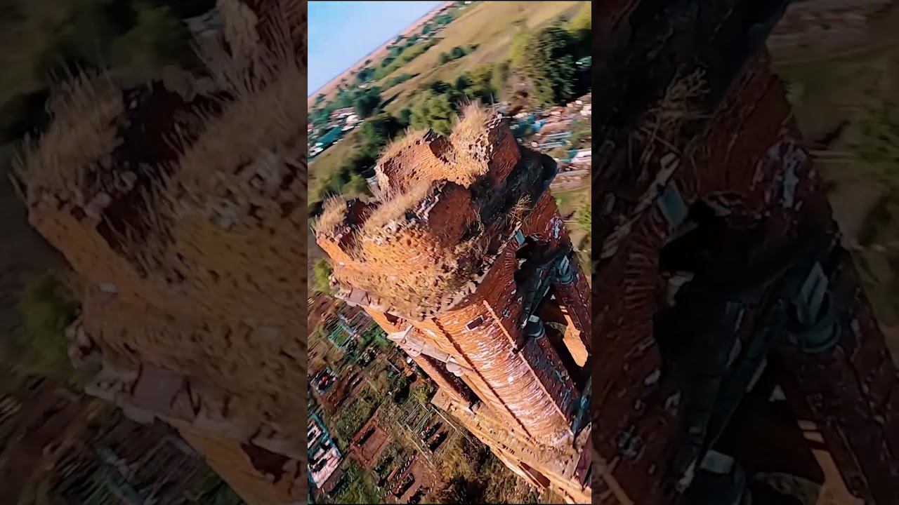 старая разрушенная церковь  и гоночный дрон