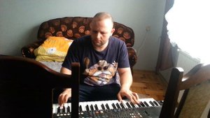 "SWING" Korg i5s