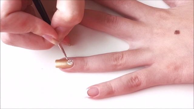 Французский маникюр + рисунок акриловыми красками :) смотреть онлайн