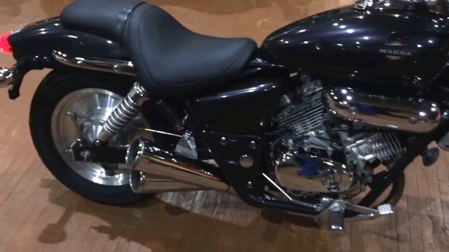 Honda Magna 250 смотреть онлайн