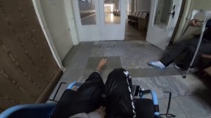 ДЕВУШКА УПАЛА С МОТОЦИКЛА |  Трюки на мотоцикле со сломанной ногой