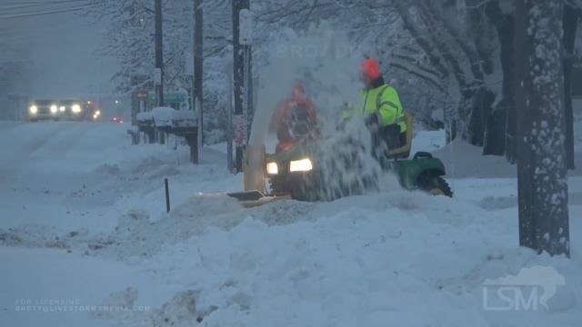 11-28-2021 Cassadaga, NY - Amazing Thundersnow With Audio, Heavy Snow Fall, Large Snowflakes смотреть онлайн